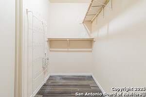 Building Photo - 9130 Village Brown