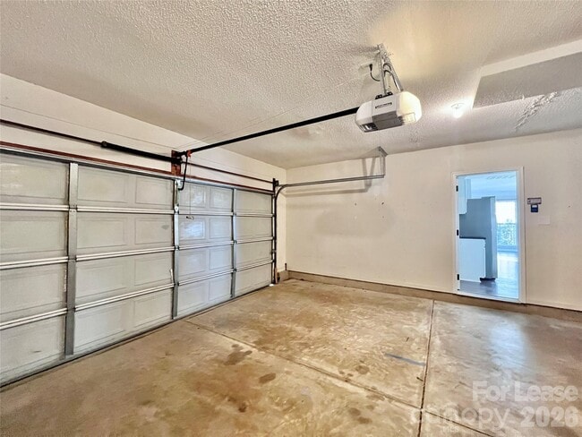 Building Photo - 4010 Suttle Pl