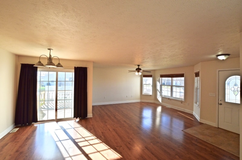 Building Photo - 700 Williamson Ave