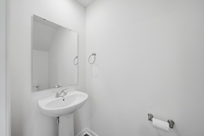 Building Photo - Modern Comfort in a Peaceful Newton Community This newly built 3-bed, 2.5-bath townhome blends mo...