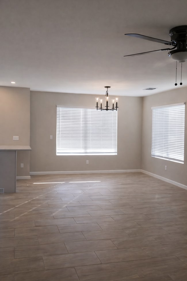 Building Photo - 71503 Sunflower Dr