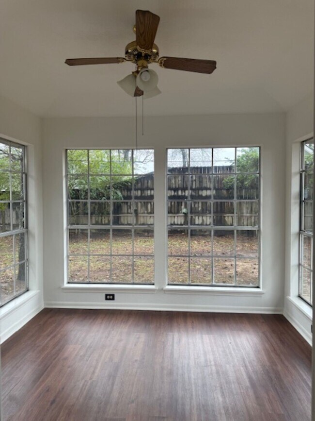 Building Photo - 19103 Shay Ln