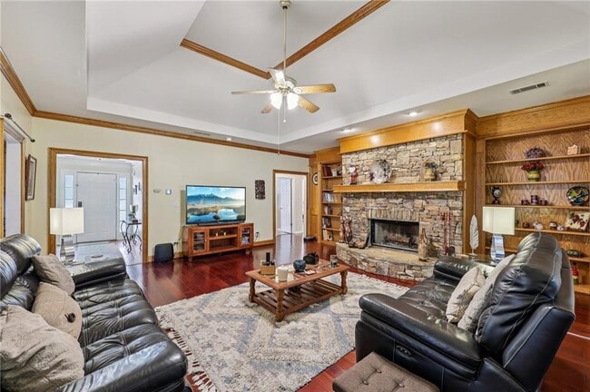 Building Photo - 760 Brand South Trail