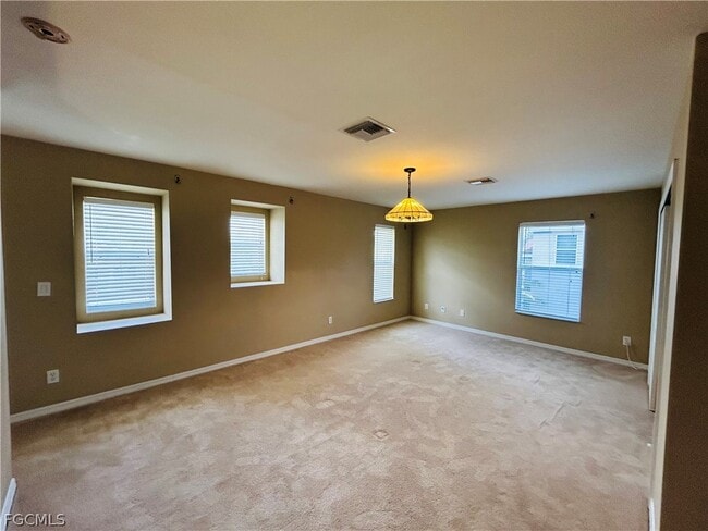 Building Photo - 18270 Pine Nut Ct