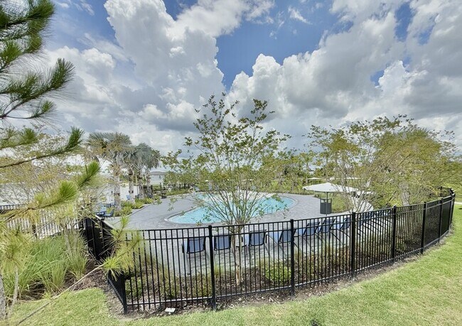 Building Photo - 3521 Great Pk Ct