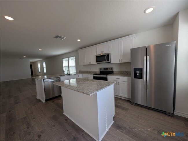 Building Photo - 862 Bluegrass Pt