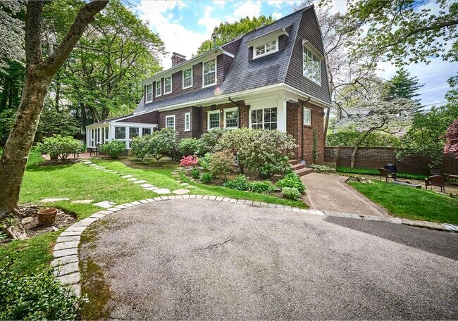 Building Photo - 30 Cheswick Rd