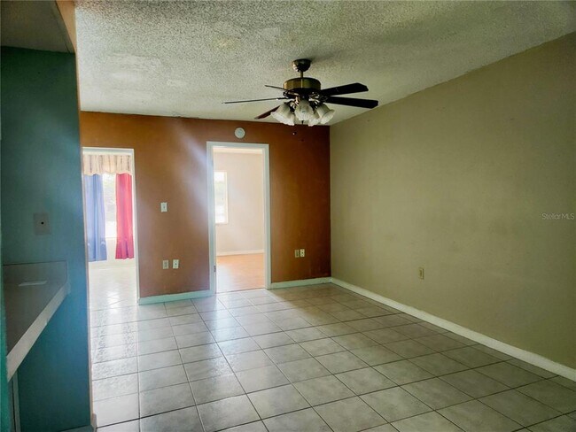 Building Photo - 3838 Staysail Ln