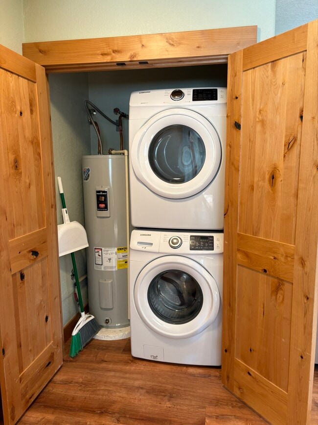 laundry - 403 Carr Creek Rd