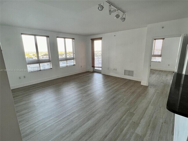 Building Photo - 7350 SW 89th St