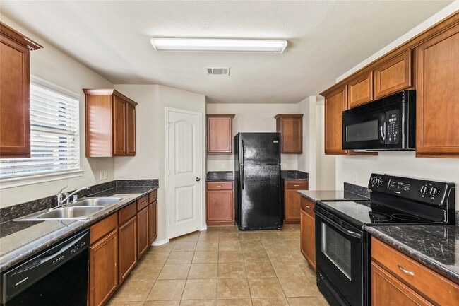 Building Photo - 429 Andalusian Trail