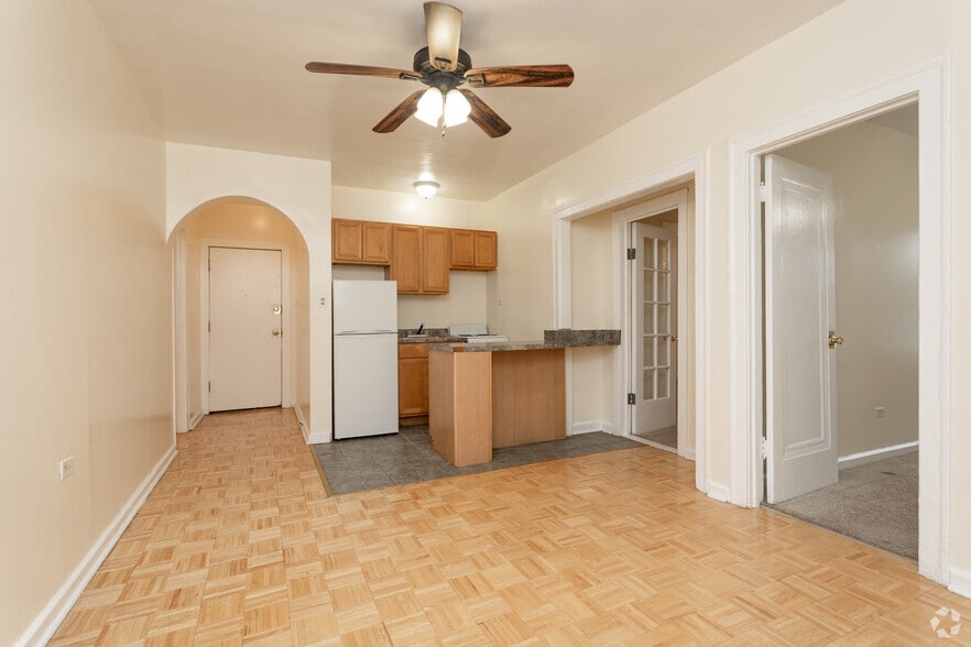 Building Photo - 4521 N. Malden St.