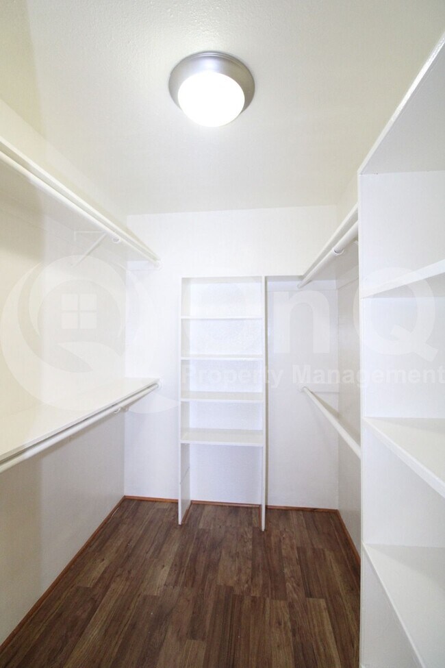 Building Photo - 3435 W Danbury Dr