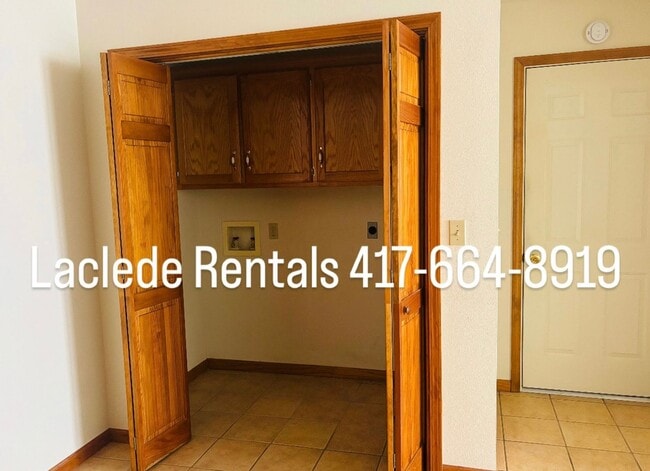 Building Photo - 2 Bed 2 Bath