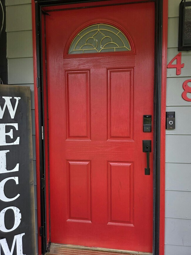 Building Photo - 4880 Barclay Square Dr