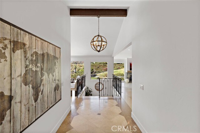 Building Photo - 449 Avenida Crespi