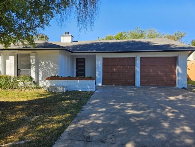 Building Photo - 10706 Berthound Dr