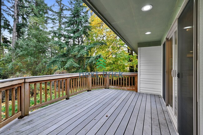 Building Photo - 2 BED & 2 BATH SINGLE FAMILY FOR RENT