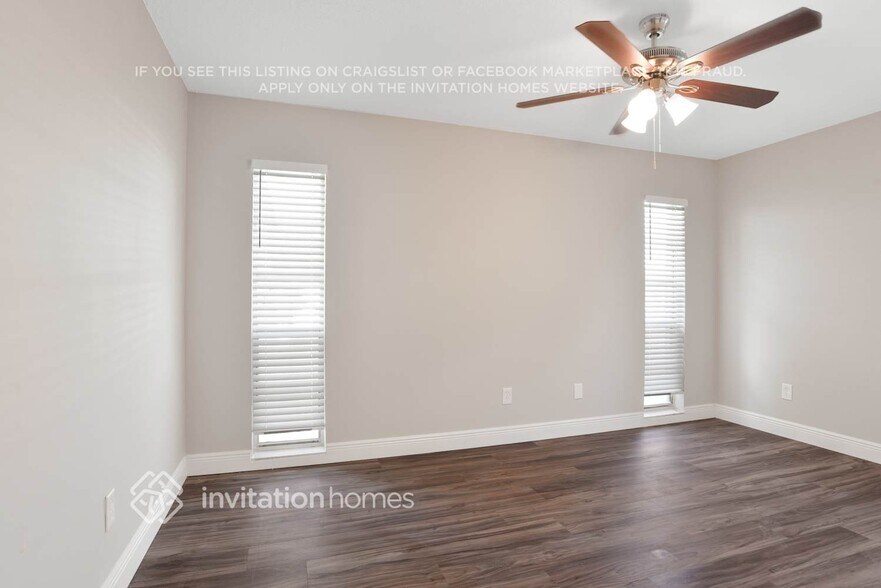Building Photo - 243 Mante Dr