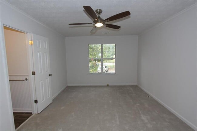 Building Photo - 5577 Clover Rise Ln