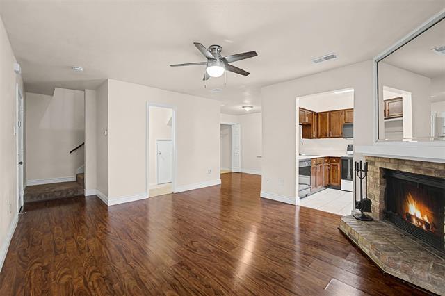 Building Photo - 1101 Brighton Dr