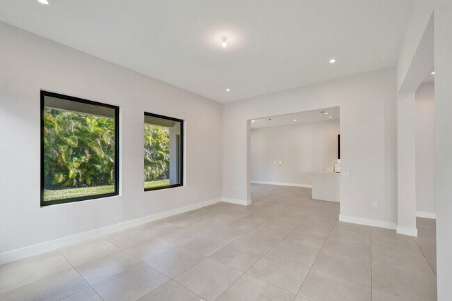 Building Photo - 5928 Brookfield Cir