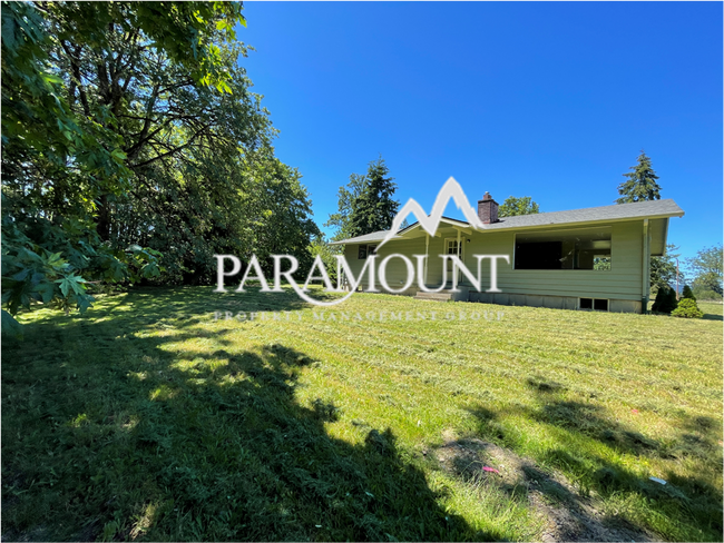 Building Photo - Tucked Away Upper 2 Bedroom Duplex in Port Orchard