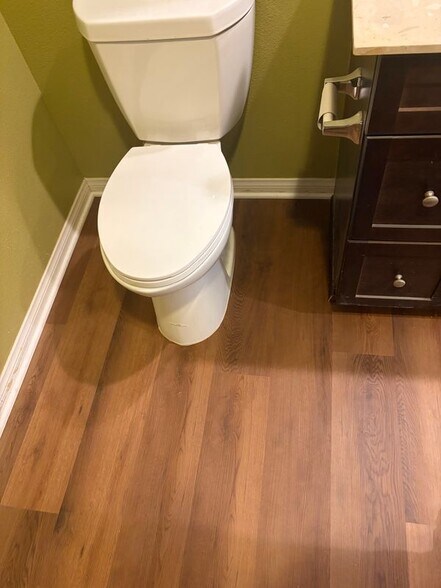 Building Photo - 5548 Hartness Court