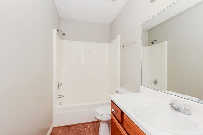 Building Photo - 4023 Higdon Dr