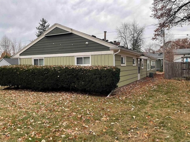 Building Photo - 1421 Nevada Ave