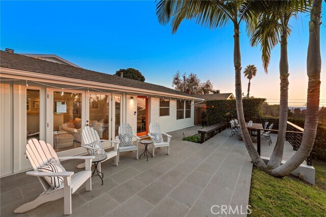 Building Photo - 595 Bluebird Canyon Dr