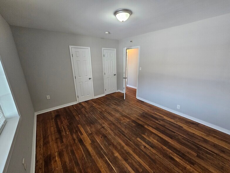 Building Photo - 103 Indiana Ln