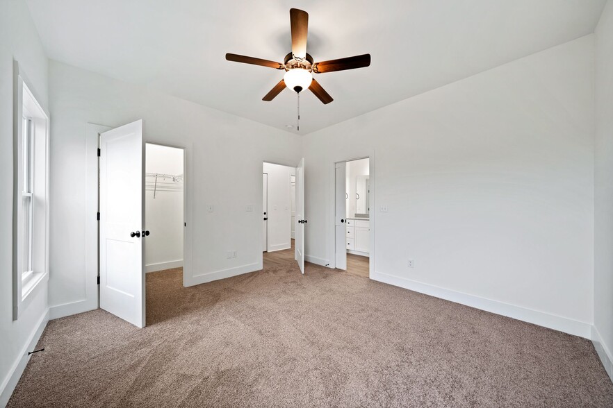 Building Photo - 262 Baylor Ct