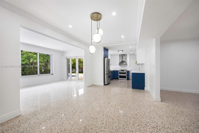 Building Photo - 6231 SW 58th St