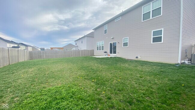 Building Photo - 4081 Lotus St