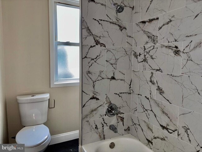 Building Photo - 831 S 59th St