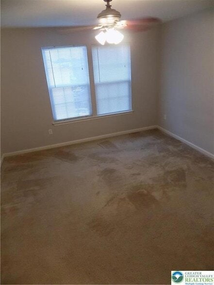 Building Photo - 1145 Sparrow Way