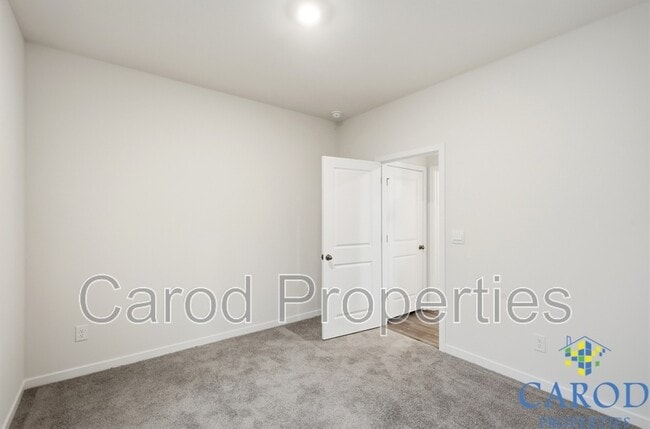 Building Photo - 231 Brinkley Dr