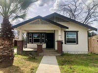 Building Photo - 1321 N Calaveras St