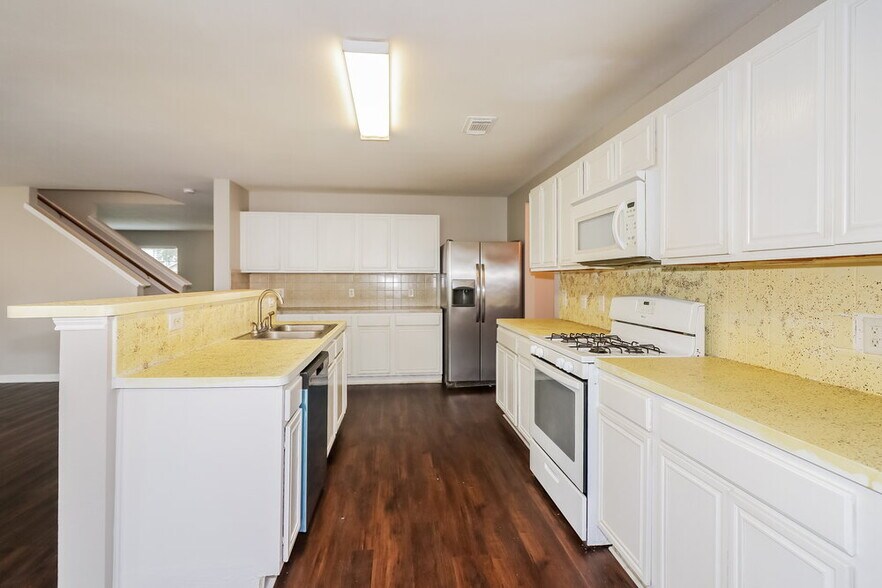 Building Photo - 9618 Eagle Eye Ln