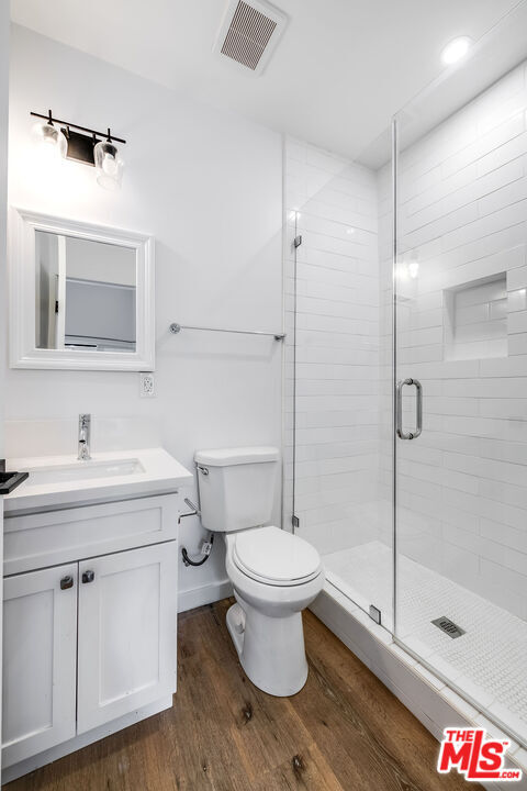 Building Photo - 1217 S Genesee Ave