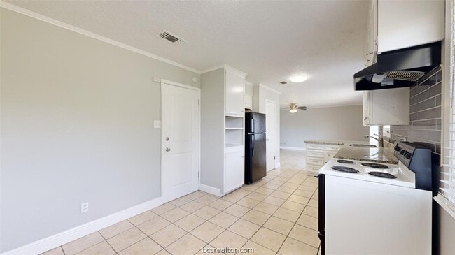 Building Photo - 1417 Antone Ct