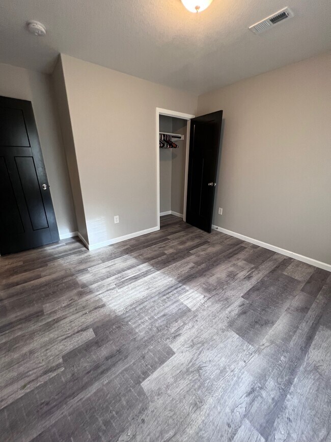 Bedroom 2 - 2081 SW Buchanan St