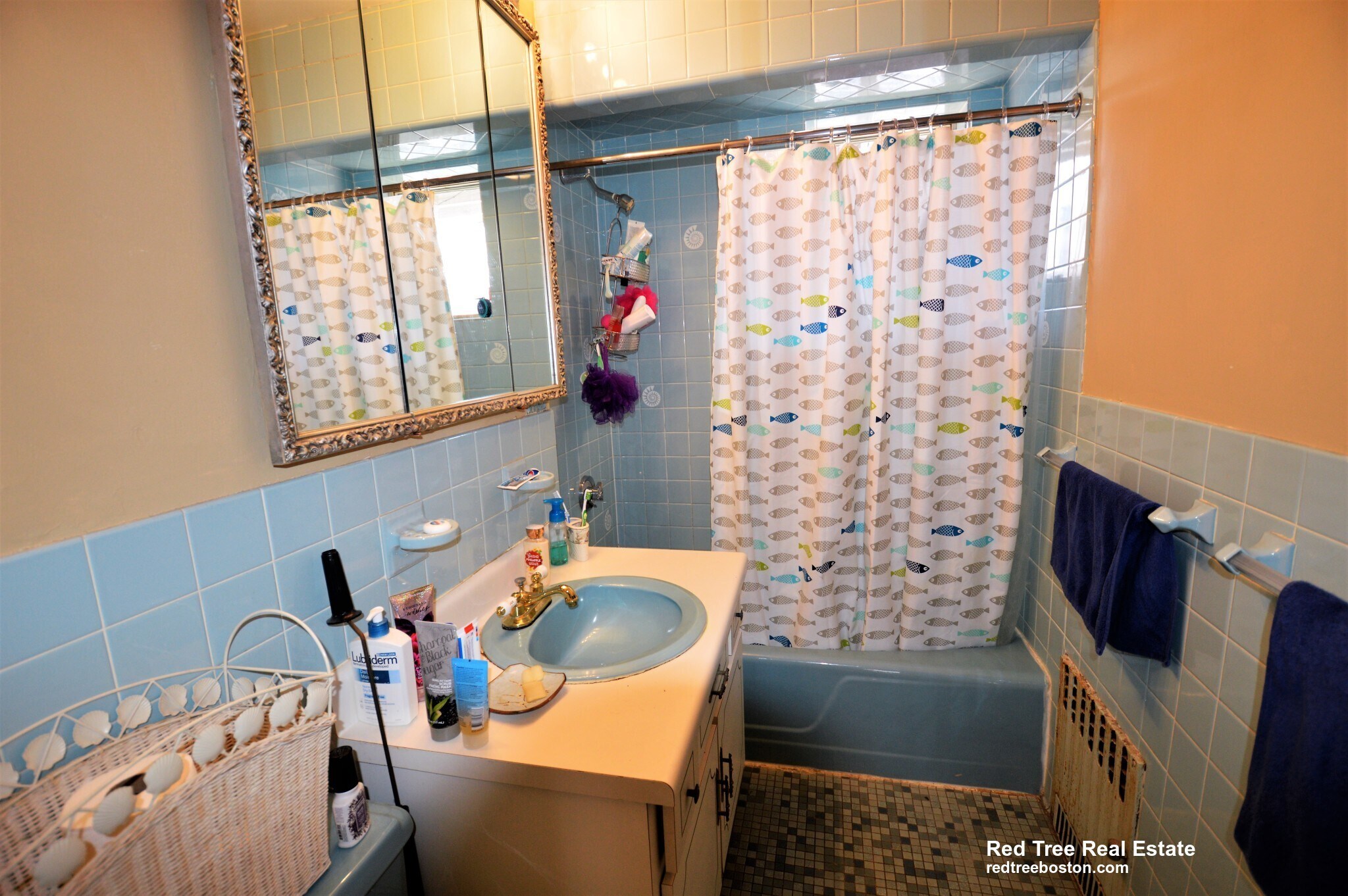 Building Photo - 10 Strathmore Rd