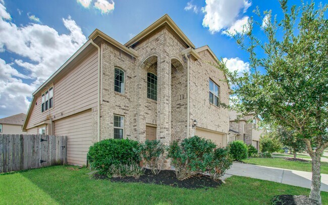 Building Photo - 17139 Devon Dogwood Trail