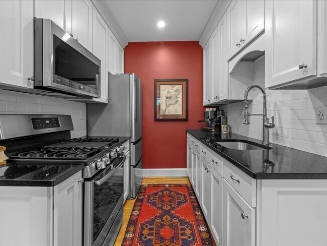 Building Photo - 228 Commonwealth Ave