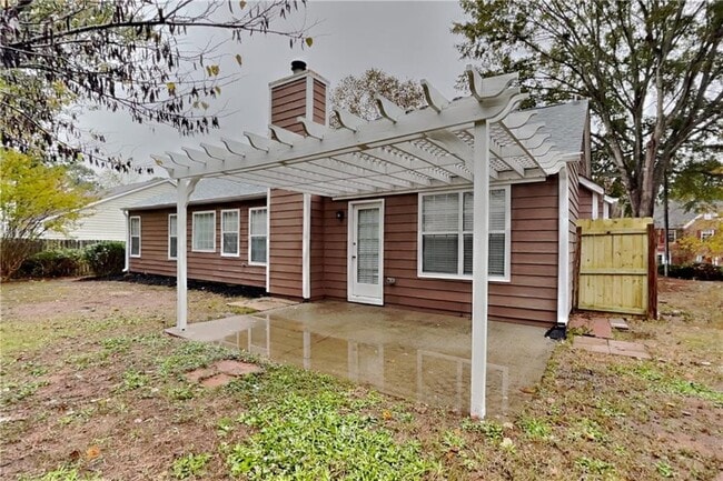 Building Photo - 3587 Plum Creek Trail NW