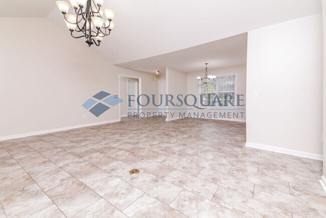 Building Photo - Single Family Home | One Story Home | Full...