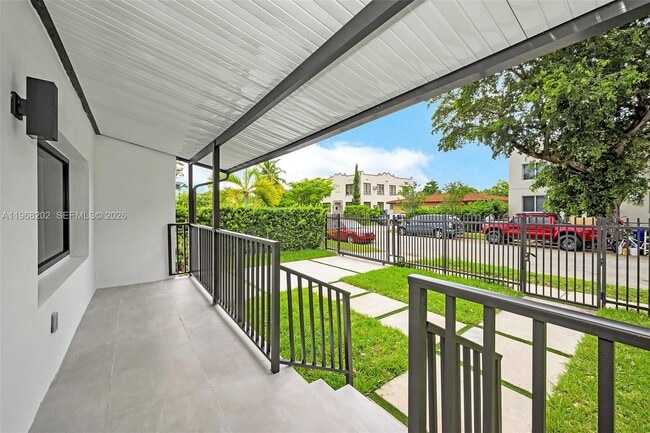 Building Photo - 1854 SW 17th St