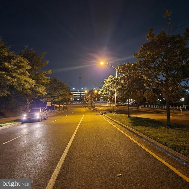 Building Photo - 4126 Hanson Oaks Dr